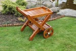 [Obrázek: Dřevěný servírovací vozík
